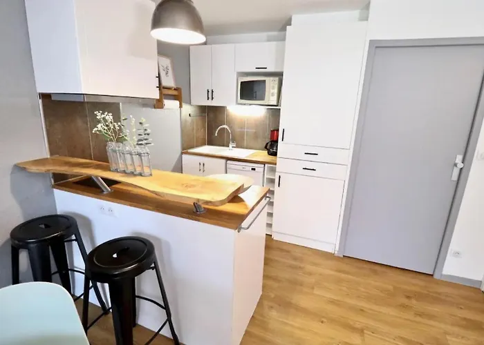 Appartement Le Gardien Du Phare : 4 Pers, Balcon Et Parking ! *